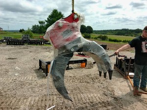 Excavator Grapple