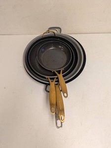 5PC ASSORTED PANS