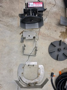 BUYERS SALTDOGG HOPPER SALT SPREADER  DE-ICING SYSTEM