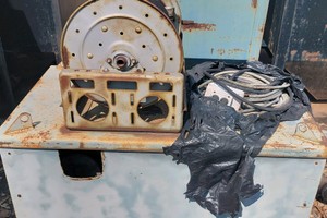 HEAVY HEAVY DUTY HOSE  REEL  METAL BOX