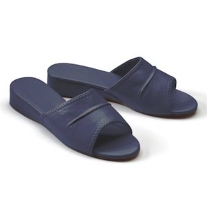 Size 11 Indoor-Outdoor Comfort Slide