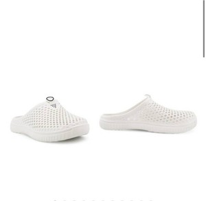 Size 8 Womens Lightweight Perforated Comfort Clog