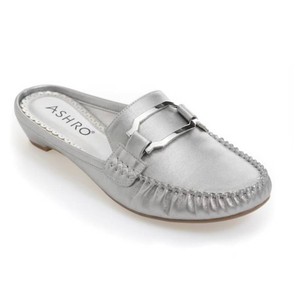 Size 11 Wide Rush Hour Slip-On Shoe for Women with Metallic Accent