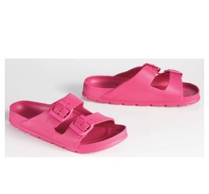 Size 9 Double-Buckle Sandal