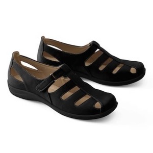 Size 9 Fran Fisher Casual Shoe