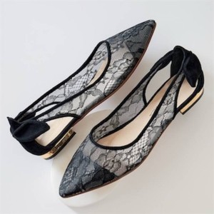 Size 7.5 Lace Flats
