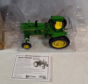 2021 National Farm Toy Show ERTL 116 John Deere 3010 Diesel w COA NIB Limited Edition