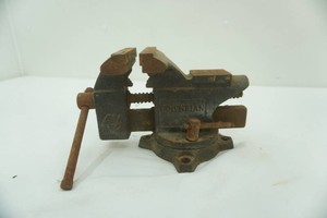 Columbian 4-12 Bench Vice