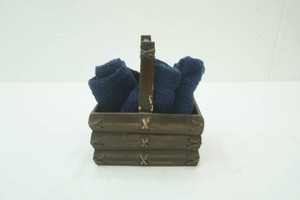 Vintage hand held caddy Wooden Storage Basket & 3 Washcloths