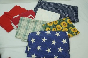 Tablecloths (vinyl & cotton blends)