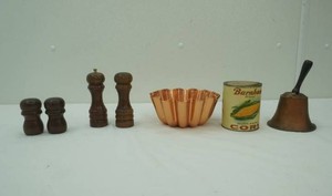 Vintage Collectibles wooden salt & pepper shakers, copper plated mold & bell, Burnham Brand Corn Can
