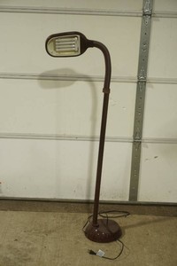 adjustable fluorescent floor lamp