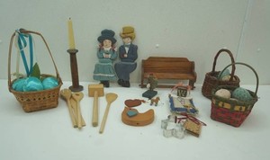 vintage kitchen decor including paper machet eggs in baskets