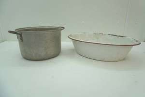 white enamel ovel pan, aluminum 10 quart pot