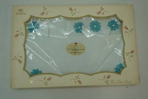 vintage Majestic table cloth set
