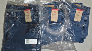 Levis