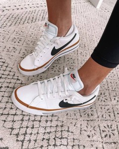 Brand New - Nike Court Legacy Size 6