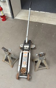 3-Ton Low-Profile Hydraulic Floor Jack w (2) Jack Stands  Automotive Lift Set