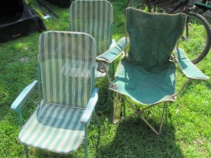 Mixture of folding lawn and camping...