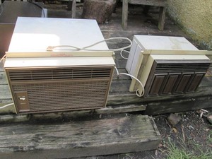 Pair of vintage window air conditio...