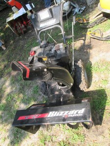 Blizzard by Murray 8hp gas Snow blo...