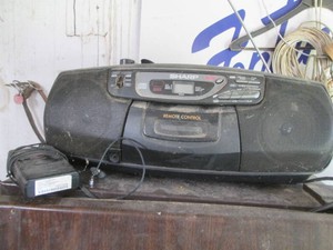 Vintage Sharp AMFM tape Cassette r...