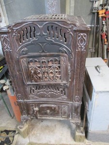 Cast Iron wood burning stove Buye...