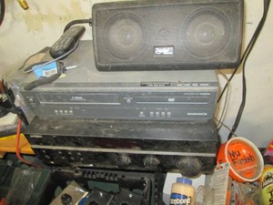 Insignia AMFM Stereo receiver, Mag...
