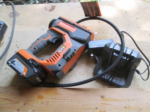 Ridgid 18v Cordless air pump with b...