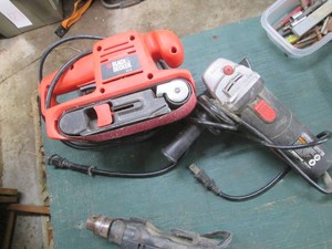 4-1in angle grinder and 5.2amp bel...