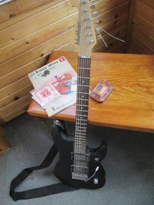 Vintage electric Washburn guitar wi...