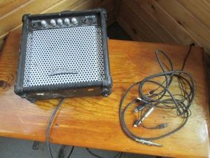 Washburn electric guitar amp...