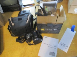 Nikon Coolpix L100 digital camera w...
