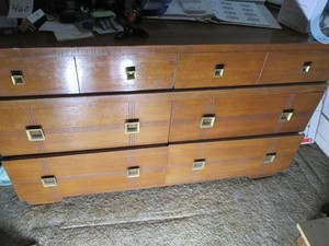Vintage woodc6-drawer dresser...