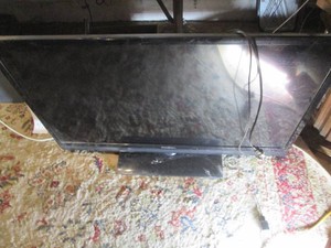 Insignia 42in flat screen TV...