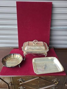 Antique Silverplate Serving Pieces Meriden Chafing Dish & Footed Bowl