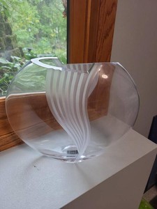 Mikasa Clear Art Glass Vase Frosted Swirl Ribbon Design w Box
