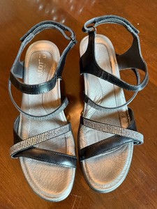 Naot Womens Black Strappy Sandals Rhinestone Accent Size 38