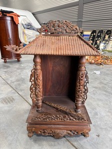 Asian Carved Wood Tabletop Shrine Altar House Dragon Roof See Photos