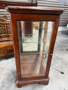 Vintage Tabletop Curio Display Cabinet Glass Shelves Mahogany Finish