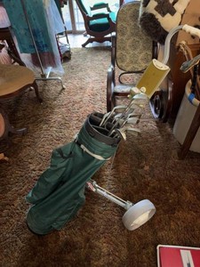 Square Two Golf Club Set w Bag Boy Pull Cart, Bag & Accessories