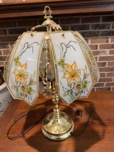 Vintage Brass Tone Floral Glass Panel Table Lamp 3 Light Parlor