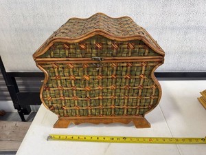 Vintage Woven Sewing Basket Footed Lidded Box Floral Lined Interior