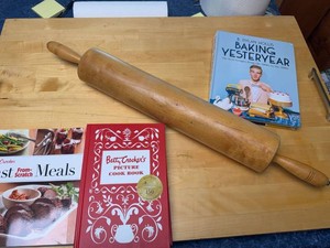 Pioneer Rolling Pin with Betty Crocker & Baking Cookbooks Lot