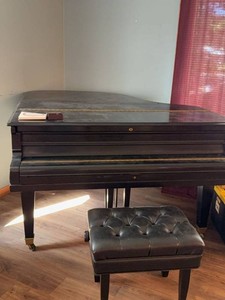 Baldwin Baby Grand Piano with Matching Tufted Bench Ebony Finish