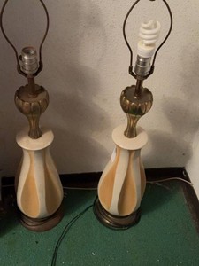 Pair of Mid Century Ceramic Table Lamps Cream Tan Brass Tone