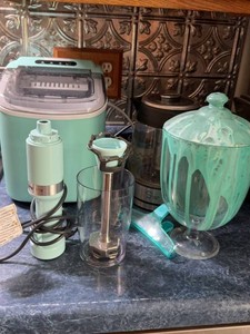 KitchenAid Immersion Blender Ice Maker Kitchen Appliance Decor Lot