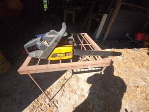 Poulan 255 PRO Gas Chainsaw With Bar Cover Yellow Black See Photos