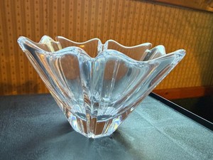 Orrefors Sweden Crystal Freeform Art Glass Bowl Centerpiece