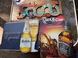 Assorted Bar Advertising Signs Modelo Jack & Coke Dragon 200 Wall Decor